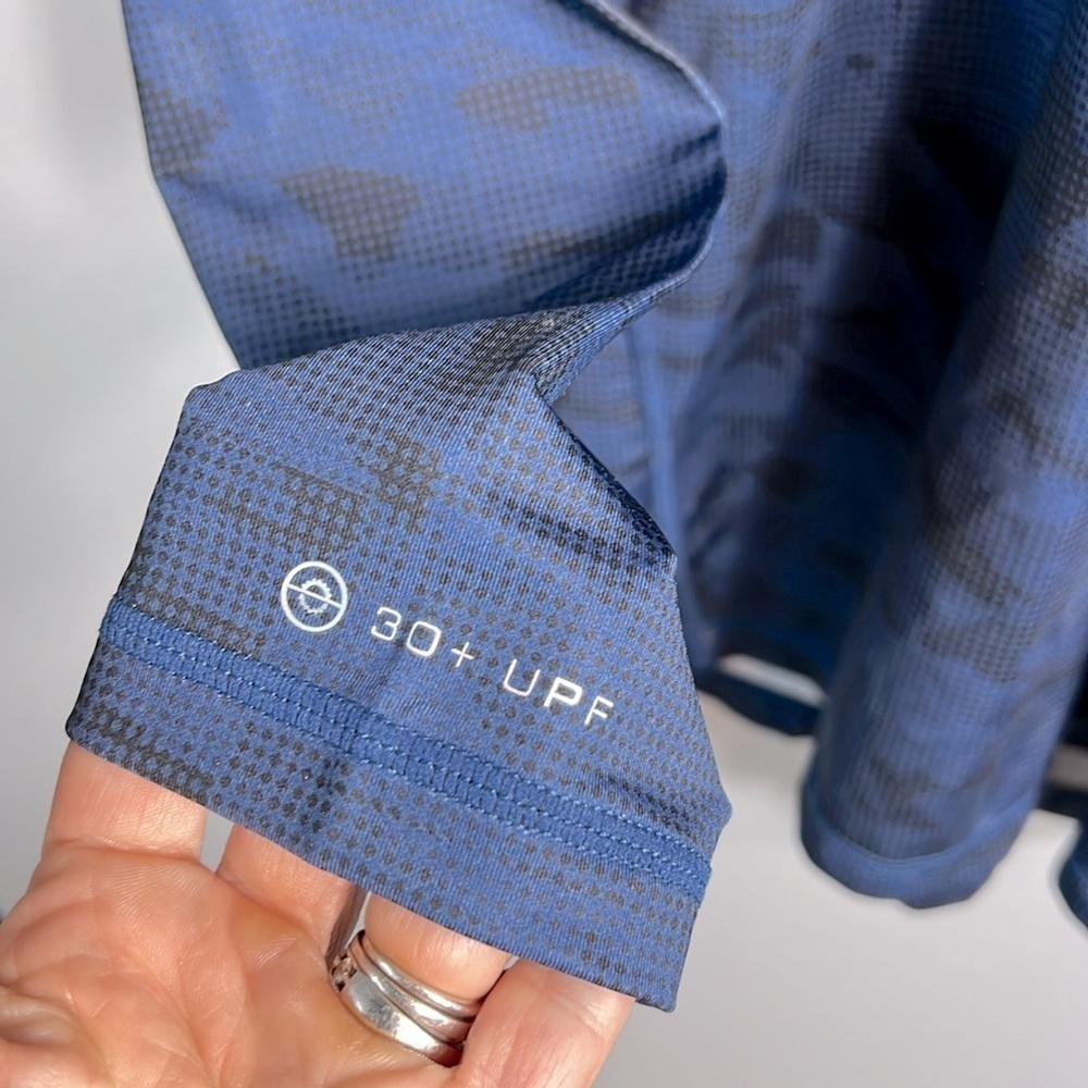 Spyder Rash Guard 30+ UPF Protection Long Sleeve Surf -Swim-Cycle Men's Shirt M - Picture 4 of 7